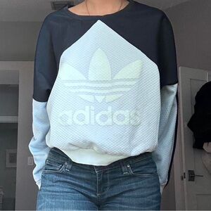Adidas Sweatshirt